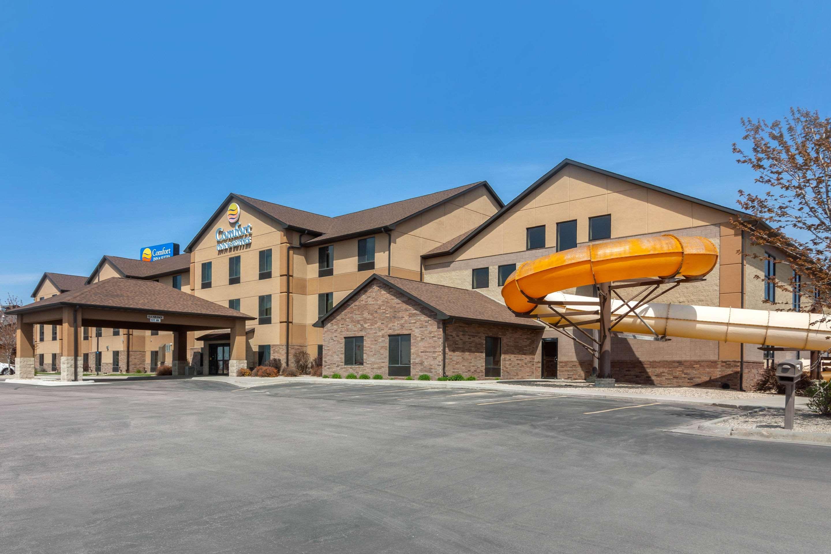 Comfort Inn & Suites Mitchell I-90 Buitenkant foto