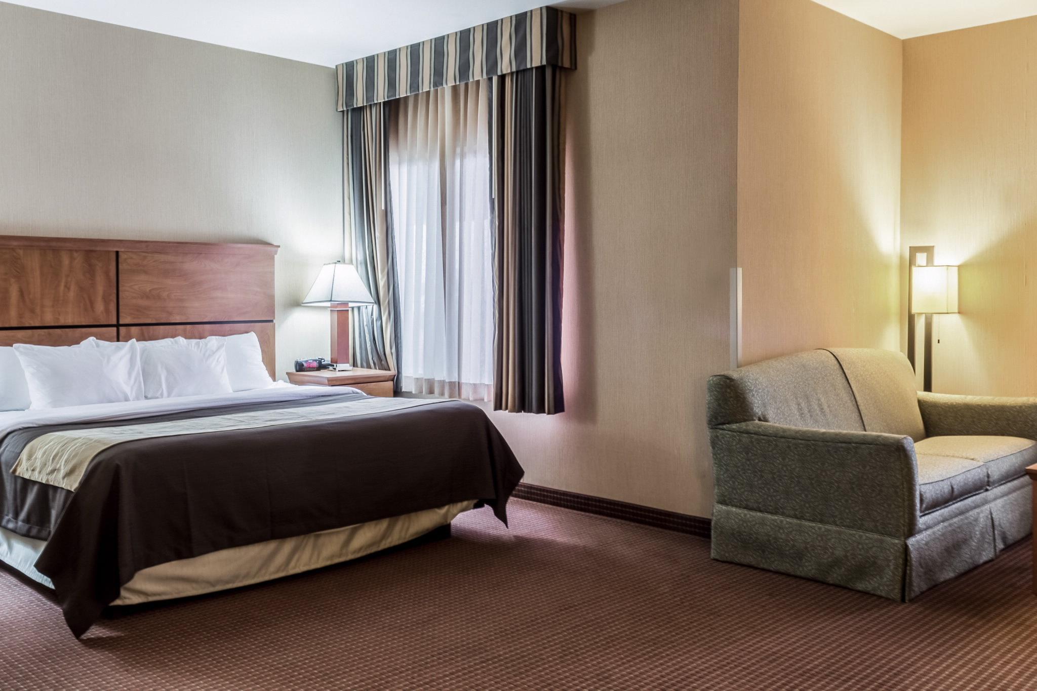 Comfort Inn & Suites Mitchell I-90 Buitenkant foto